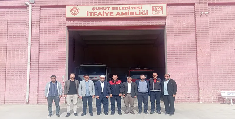 ŞUHUT’TA GÖREV YAPAN İMAMLAR İTFAİYECİLERİ UNUTMADI