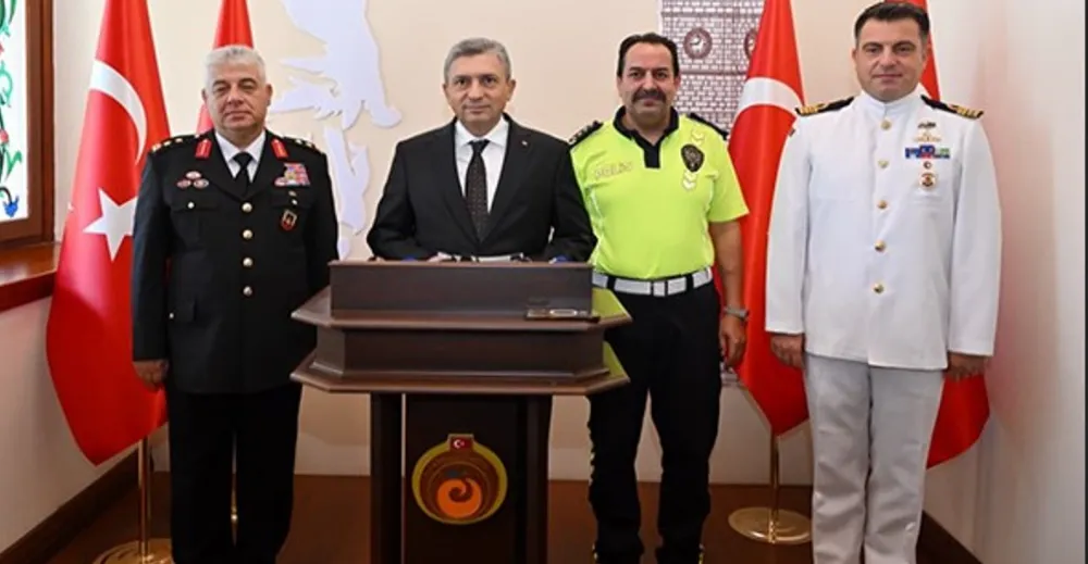 VALİ ŞAHİN.. ‘ANTALYA’DA HIZ SINIRINI YENİDEN GÖZDEN GEÇİRECEĞİZ’