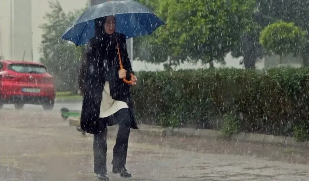 METEOROLOJİ DUYURDU.. ANTALYA’YA YARIN SAĞANAK YAĞIŞ GELİYOR